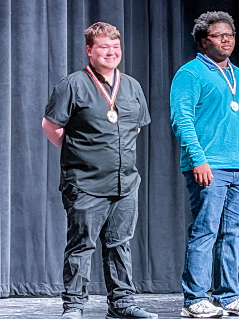 1st Place Domestic Extemporaneous Speaking - Noah Jarrett