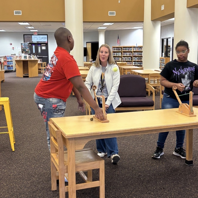 Mrs Farmer’s World History classes wrapped up their Medieval Times Unit. Mrs. Siebels’ and Mrs. Barber’s classes joined in on the fun. 