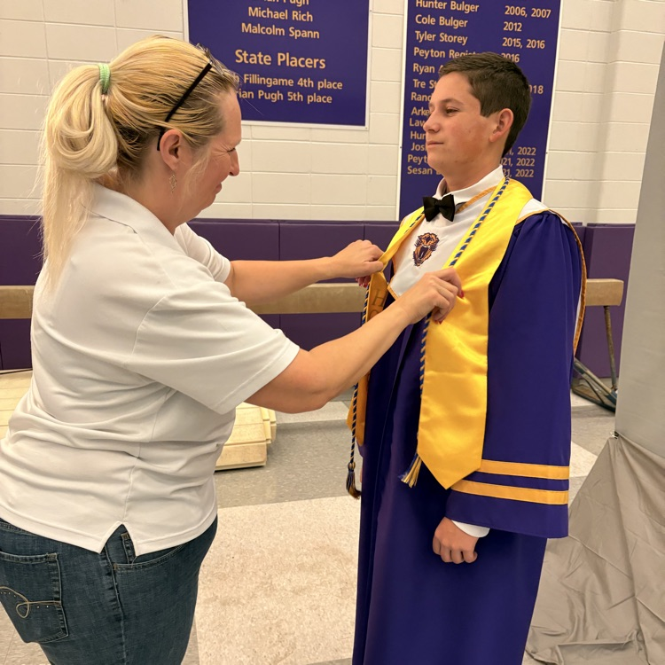 Seniors took their cap and gown pictures today- graduation is getting closer. 