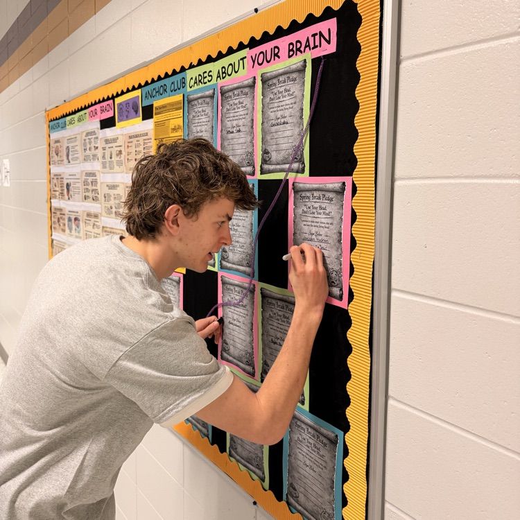 Stop by the bulletin board upstairs on the English wing to signs the Spring Break pledge promising to make good choices over the break. 