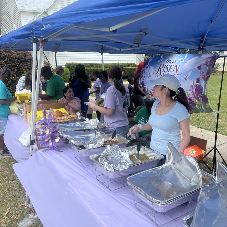 Anchor Club members helped with the Community Egg Hunt and Feed at St John's Episcopal Church. 