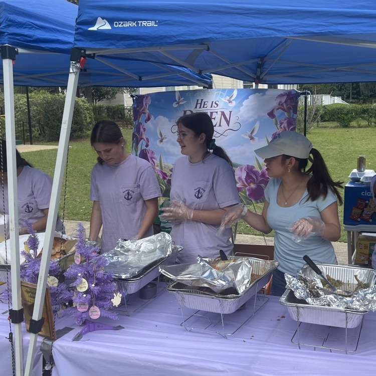 Anchor Club members helped with the Community Egg Hunt and Feed at St John's Episcopal Church. 