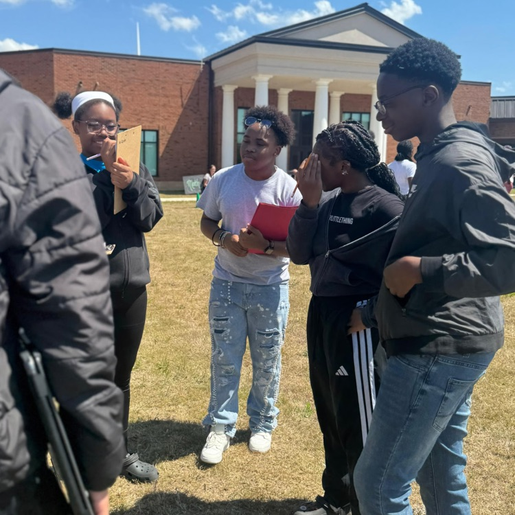 Anchor Club and Key Club members and basketball cheerleaders belped with the BMS Decathlon. 