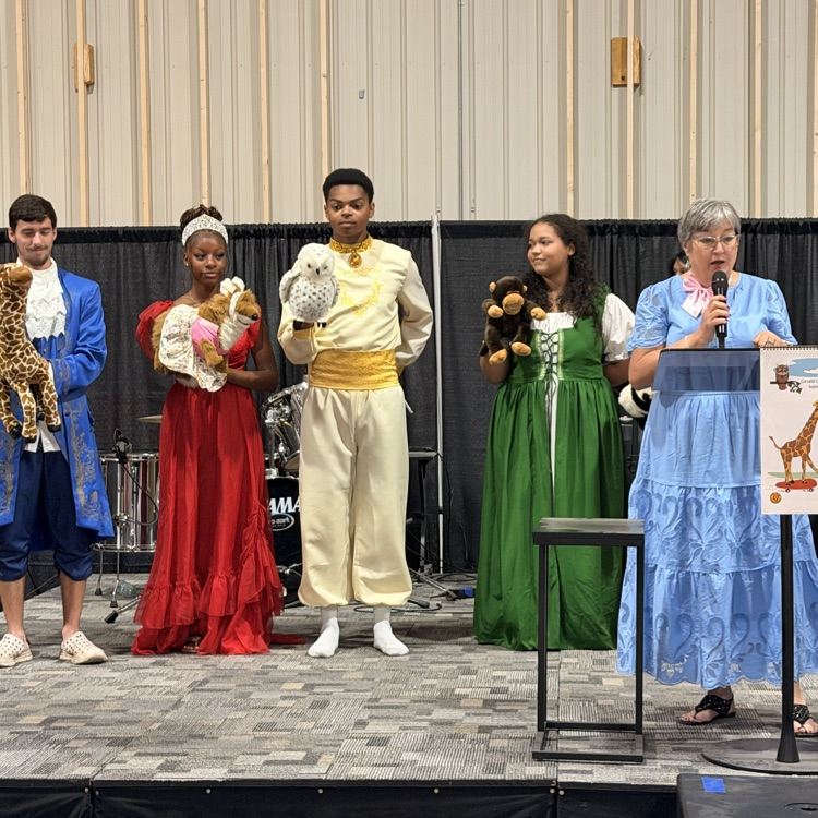 During today Princesses and Pancakes breakfast, Anchor Club members and Pilot Missy Belcher presented a BrainMinders puppet show to stress the importance of brain safety- one of Anchor and Pilot's initiatives. 