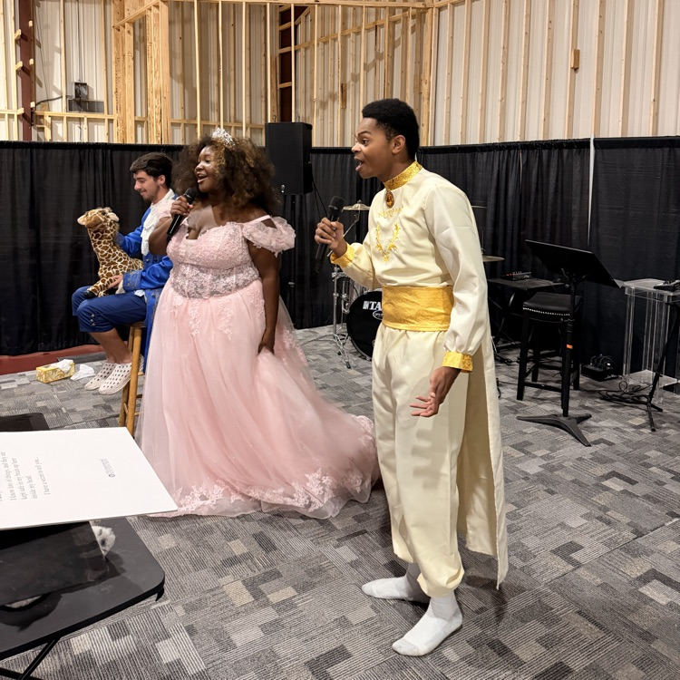 During today Princesses and Pancakes breakfast, Anchor Club members and Pilot Missy Belcher presented a BrainMinders puppet show to stress the importance of brain safety- one of Anchor and Pilot's initiatives. 