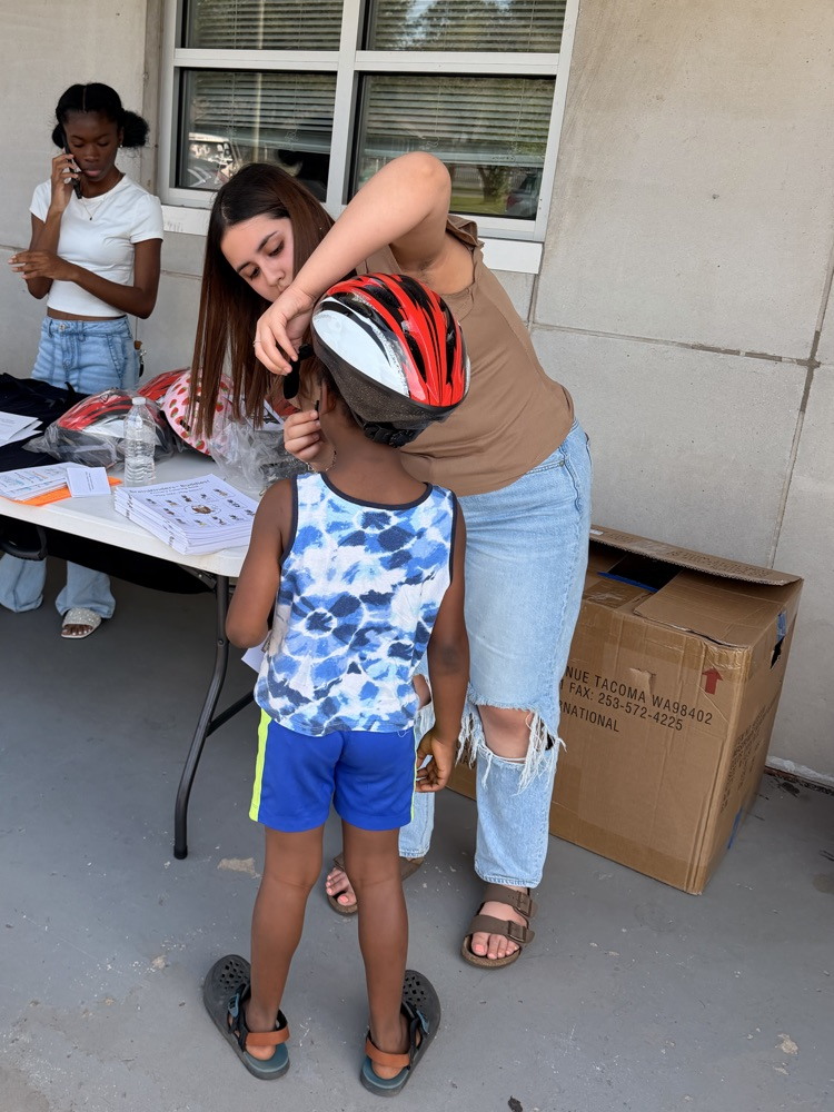 The Anchor Club partnered with the Pilot Club and Bainbridge Public Safety to distribute helmets as part of their brain safety initiative: