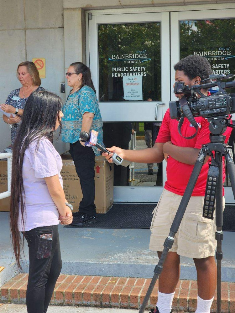 The Anchor Club partnered with the Pilot Club and Bainbridge Public Safety to distribute helmets as part of their brain safety initiative: