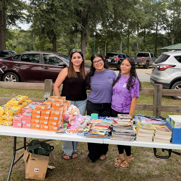 Members of the Anchor Club helped the T & S Foundation with their Back to School Bash.