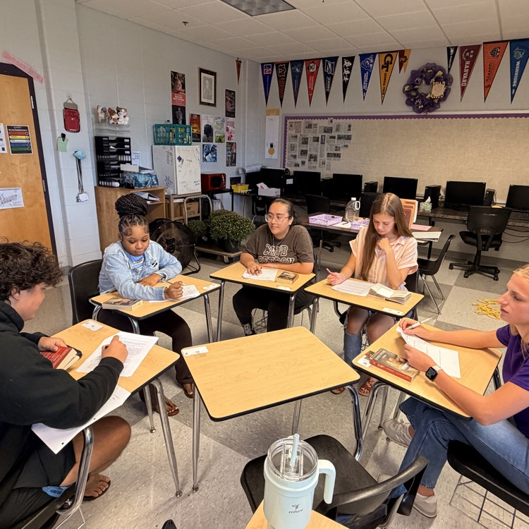 AP Lit students discuss Act 1 of Othello in Socratic Seminars. 