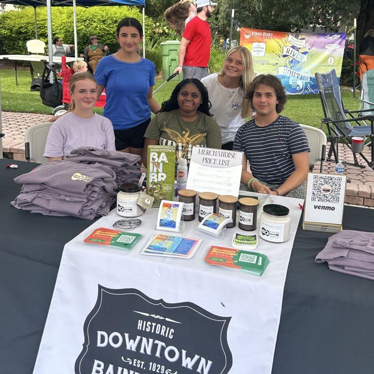Some Anchor members volunteered at the River South Music and Arts Festival. 