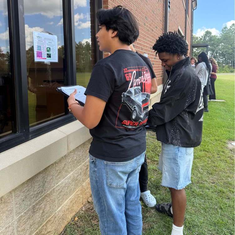 Students  explored models, examined visuals, discussed their findings, and completed guided notes to build their understanding of how cells are structured and how their organelles work together.