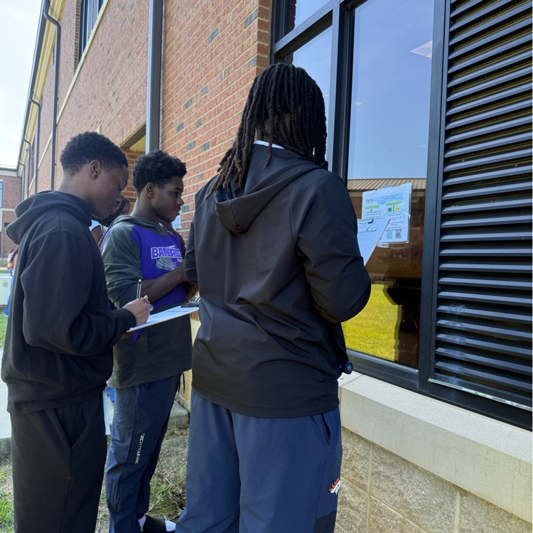  explored models, examined visuals, discussed their findings, and completed guided notes to build their understanding of how cells are structured and how their organelles work together.