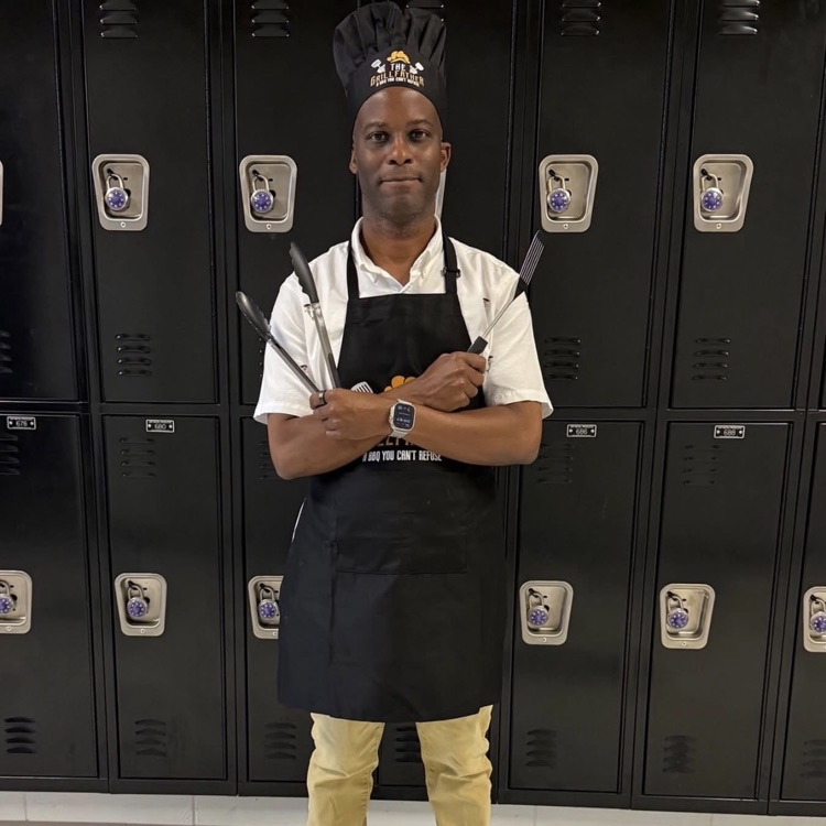 Soccer moms and BBQ dads were all around the BHS halls today- Homecomimg Day 2