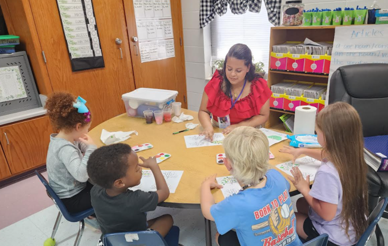 Bearcat ECE Intern Julie Bocanegra works with a small group of first graders during her internship at West Bainbridge Primary. These hands-on experiences help our future educators develop confidence and classroom skills that will last a lifetime!