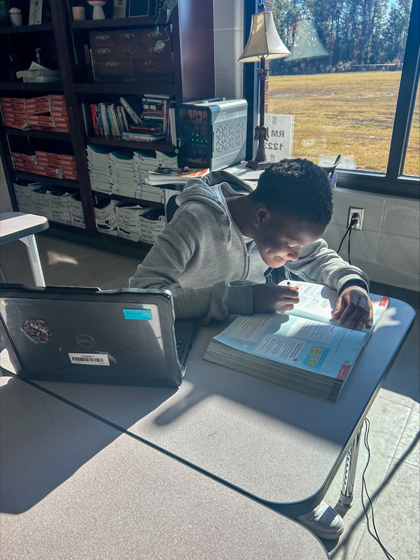 Student working on ELA comprehension.