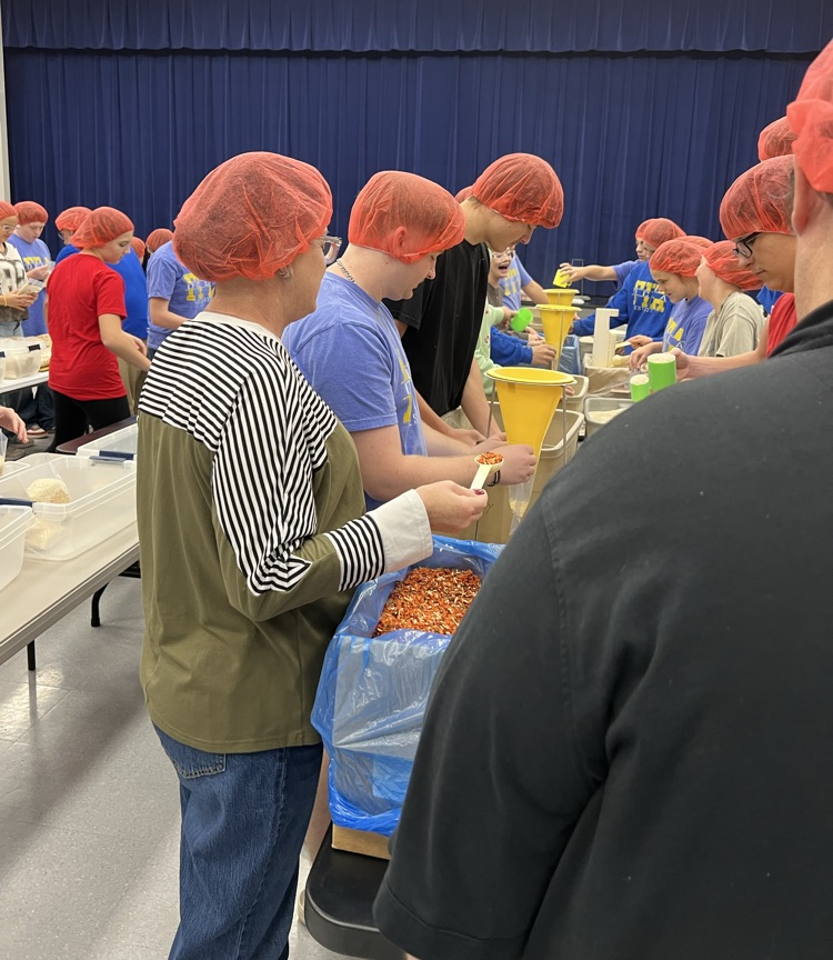 10,420 MEALS in an hour!!
