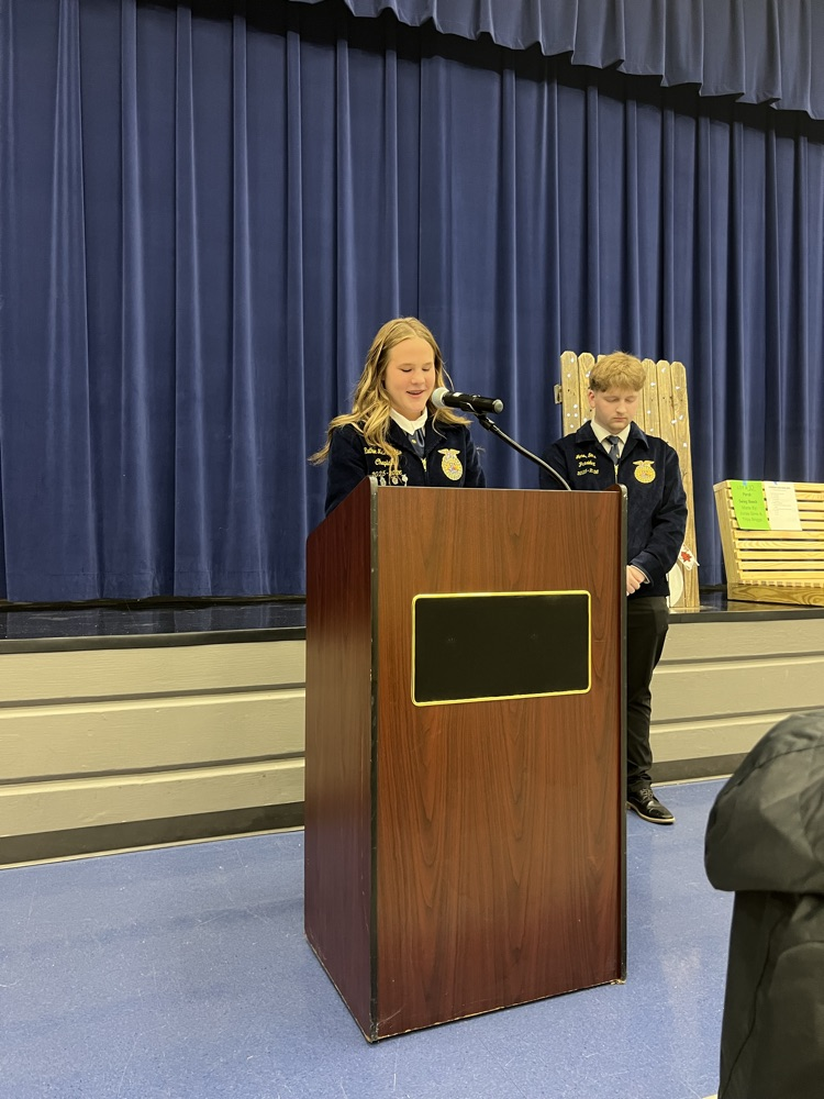 Prayer before our meal! Beat calf fries in Grant County!