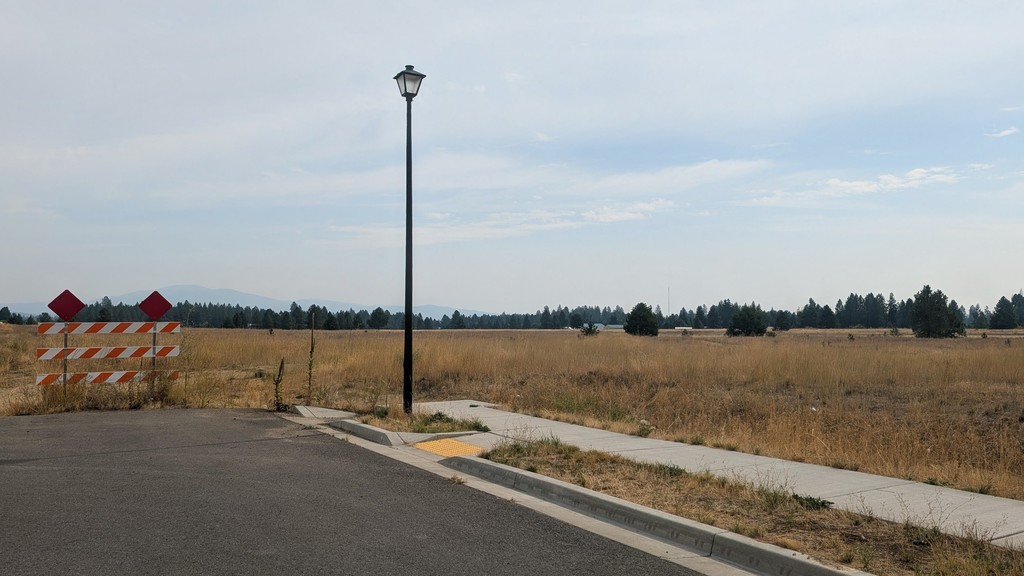 land and road