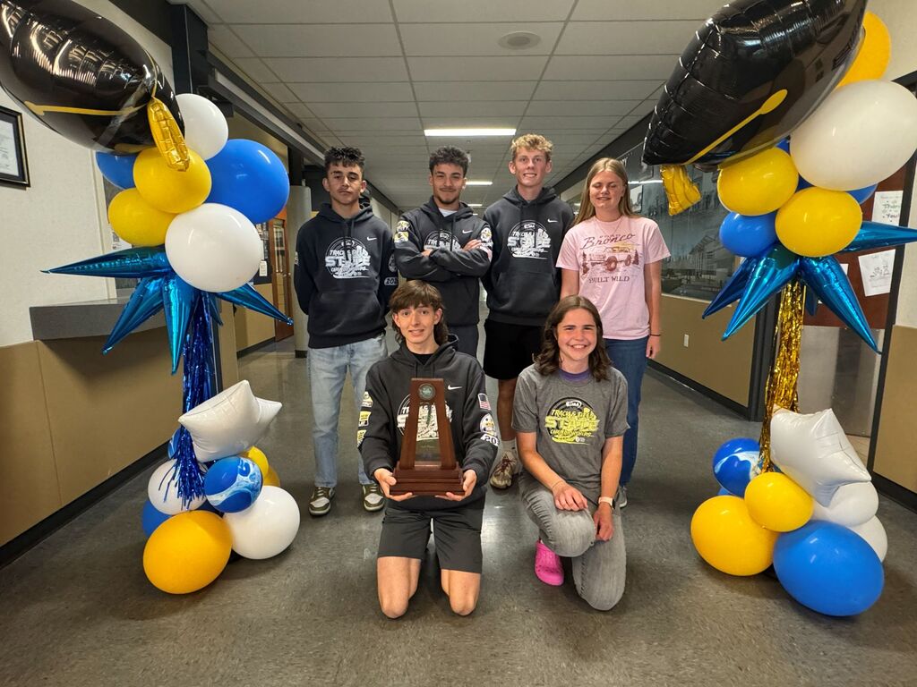 Unified State Championship students posing