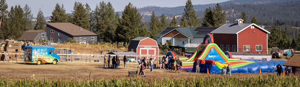 Home Link photos at families at Siemers Farm
