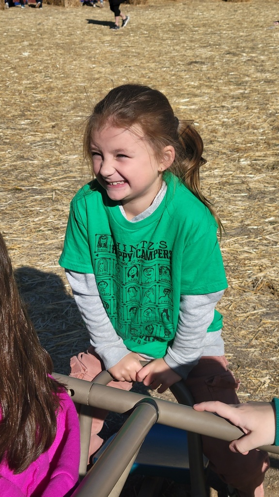 DPE Students at the pumkin patch
