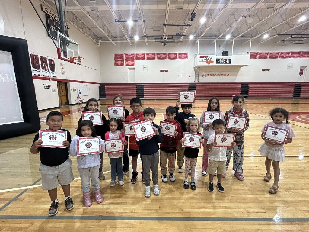 Elementary studnents with certificates in gym