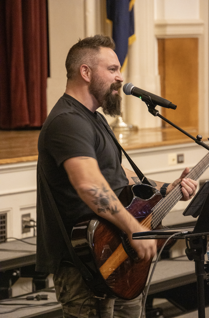 Jared Campbell with a guiatr