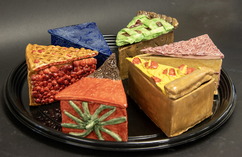 6 pie box projects on a tray