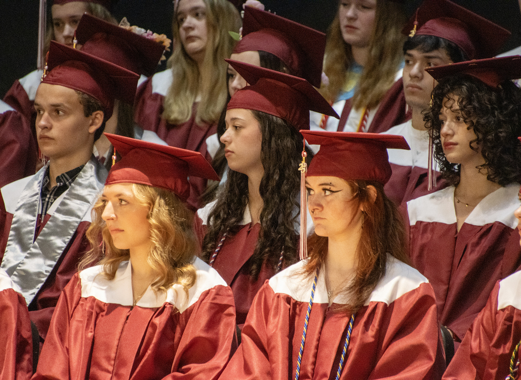 close ups of 6 graduating students