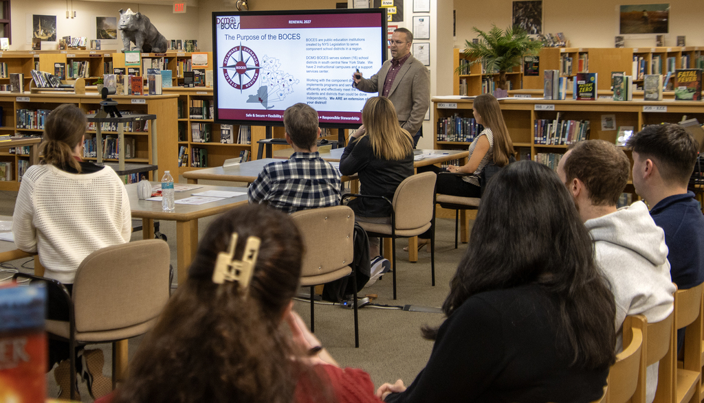 DCMO BOCES District Superintendent speaks at DA Board of Education meeting