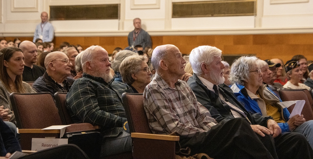 veterans in audience