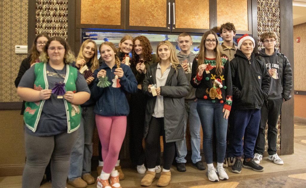 DA art class with angels