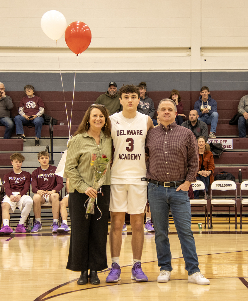 Lucas Nealis and family