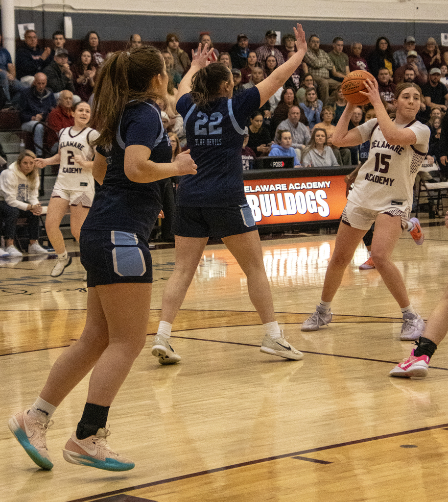 girls basketball action