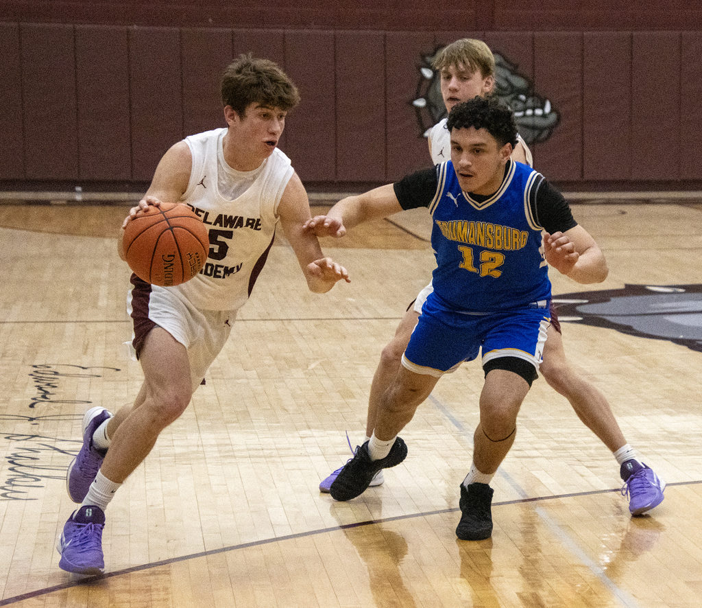 boys basketball action shot