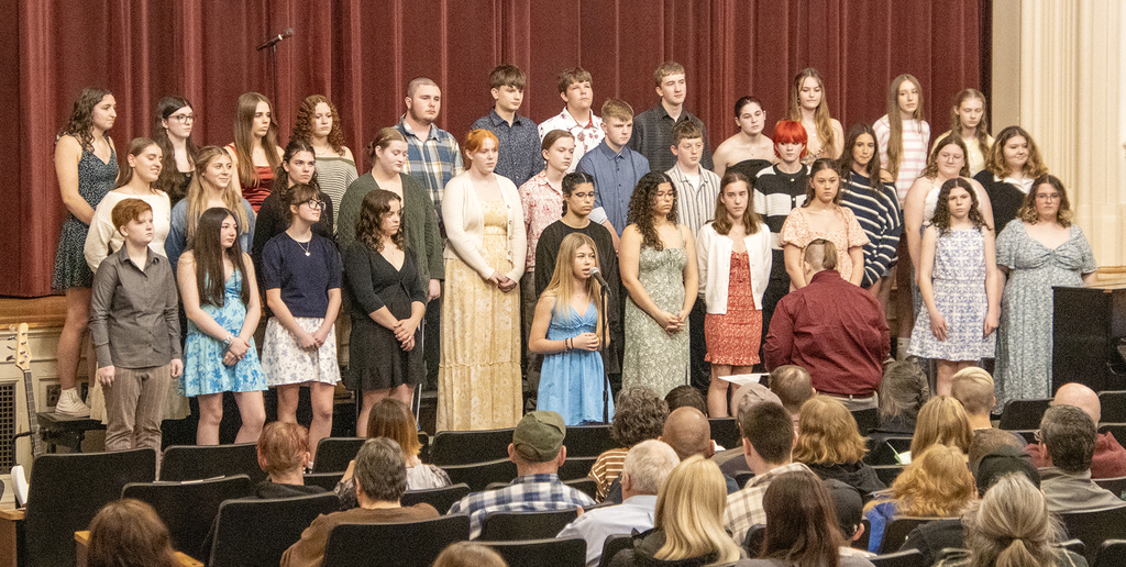 senior chorus, with a soloist in front