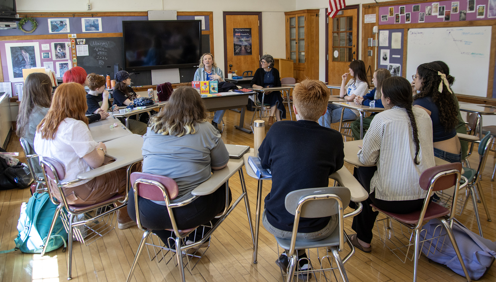 Writer Rosa Rankin-Gee speaks with students