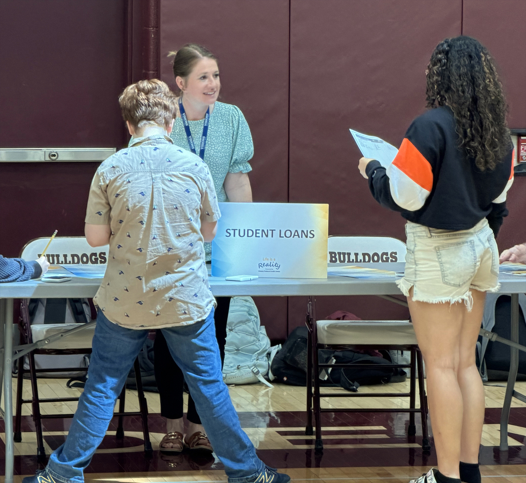 students stop at the Student Loans table