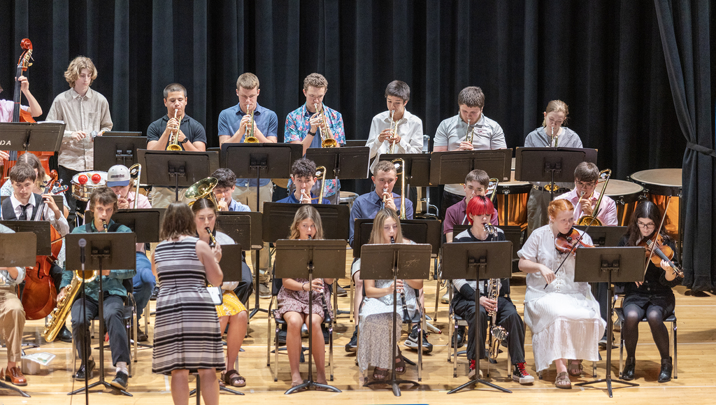 jazz band on stage- highlighting trumpets