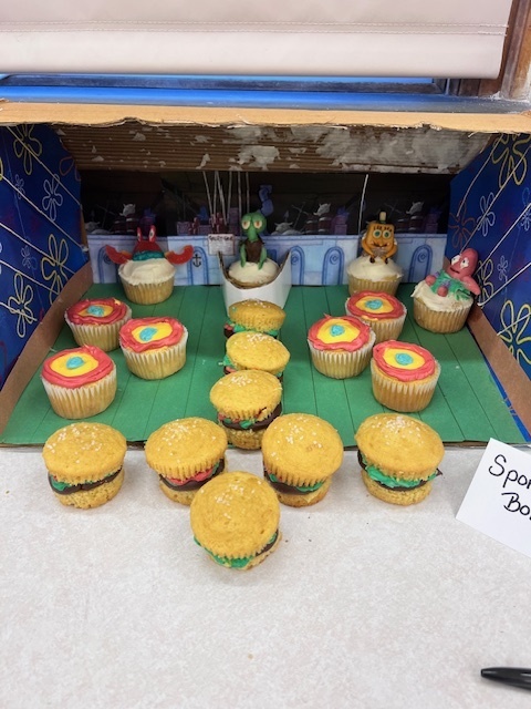 SpongeBob Squarepants cupcake display