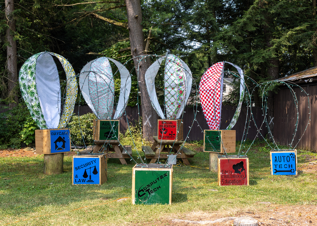 Fair display balloons