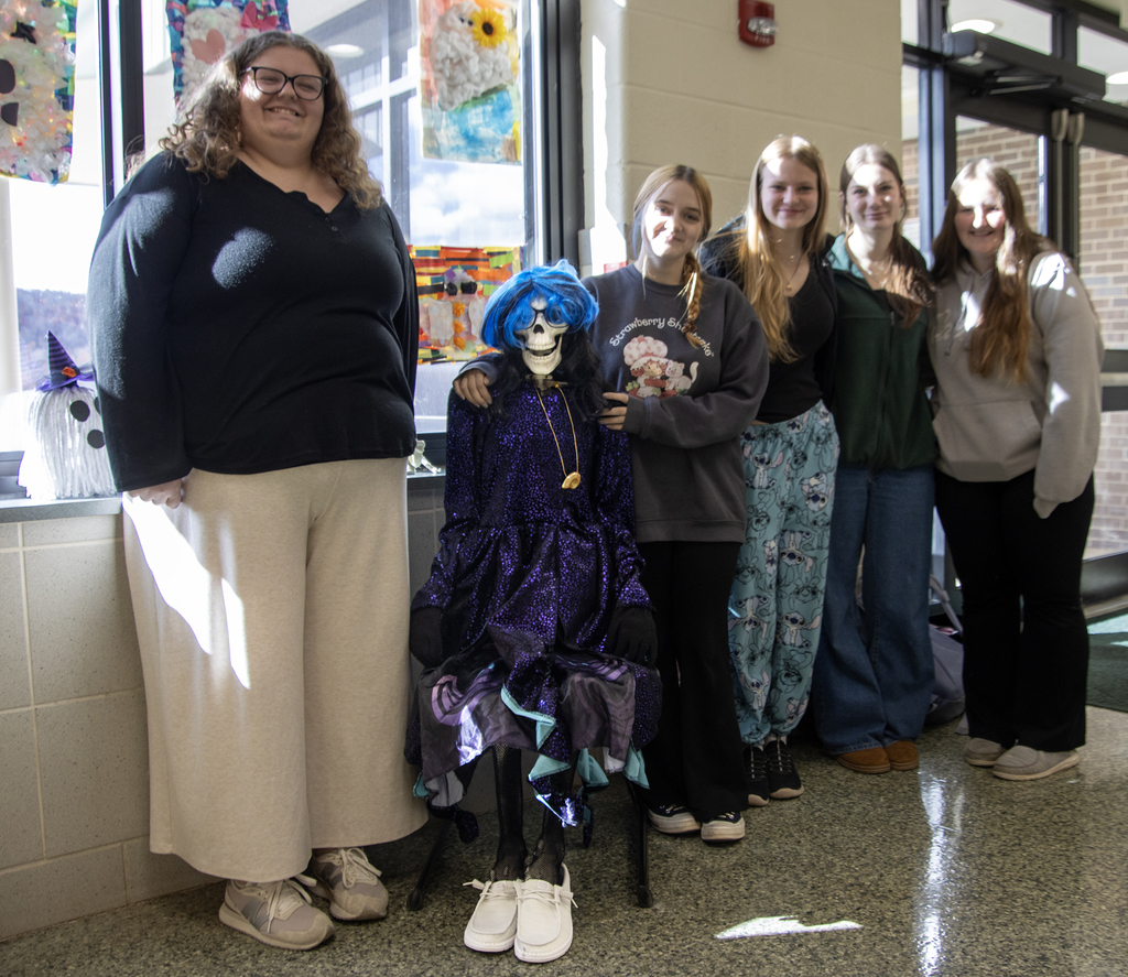 5 students and a skeleton