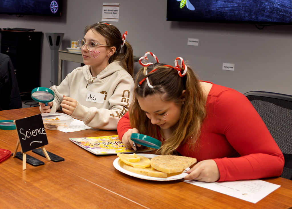 students working om a learning project