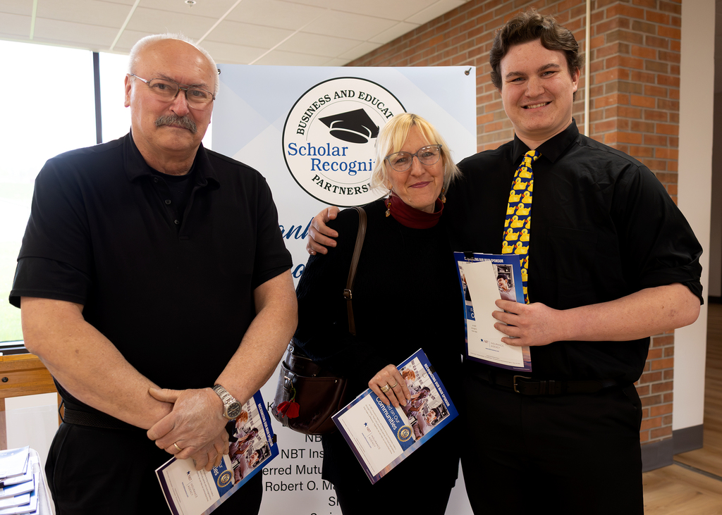 Harrold Campus honoree and his parents