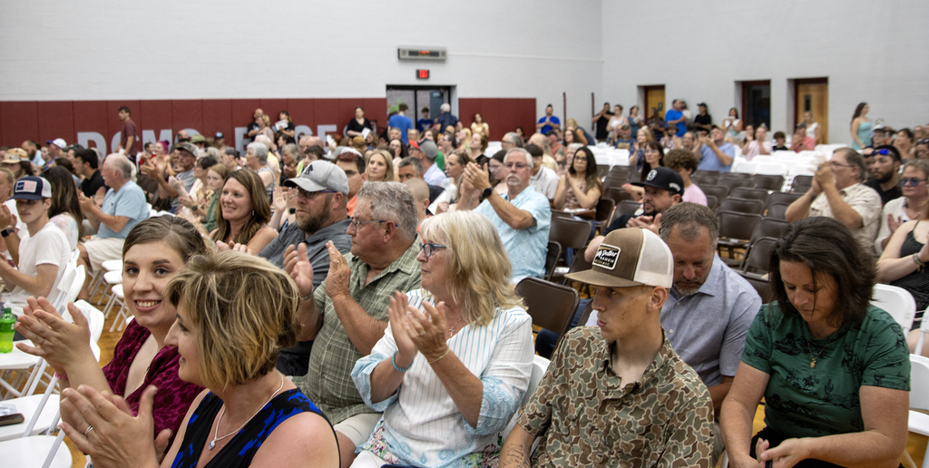 audience applauding the CTE students