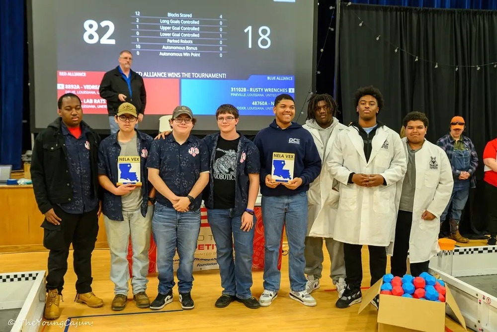 Delhi teams "The Vidreams" and "Lab Rats" win Tournament Champions at the NELA VEX Robotics Tournament