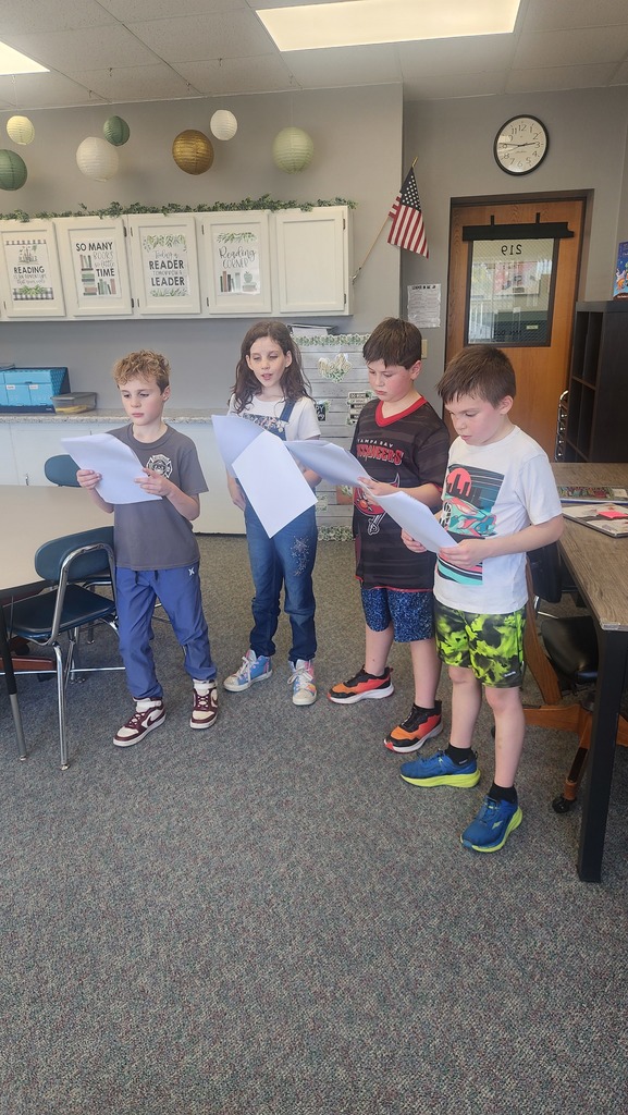 Reader's theatre 4th