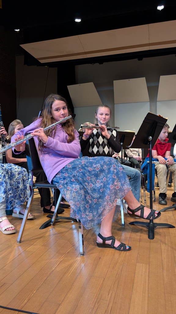Zoey and Isabella on the flute