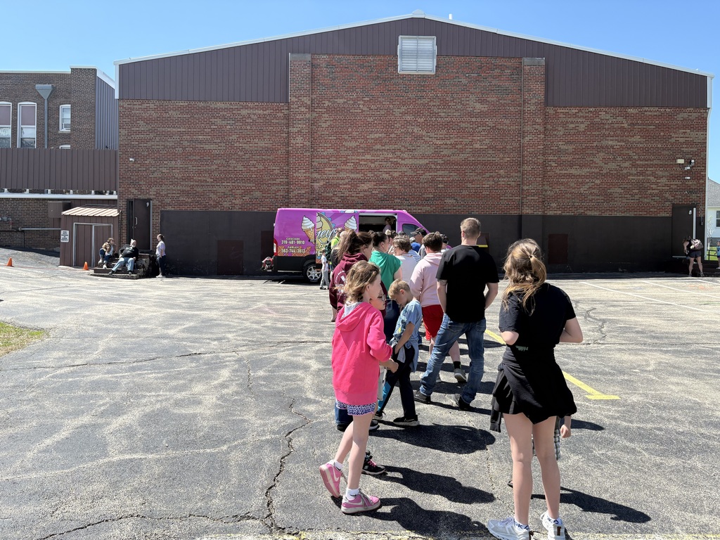 Line for Delaney's ice cream truck