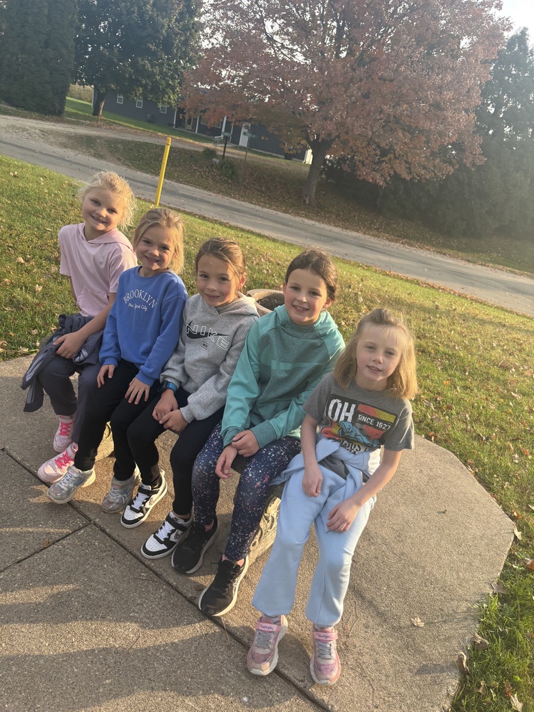 Red Ribbon Week Walk around the Park